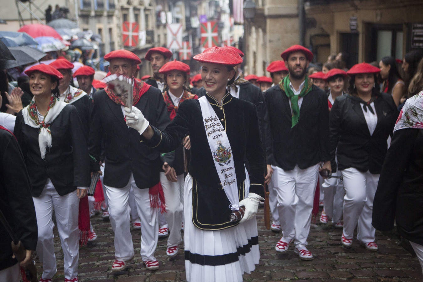 Fotos: La compañía Jaizkibel desfila sin incidentes