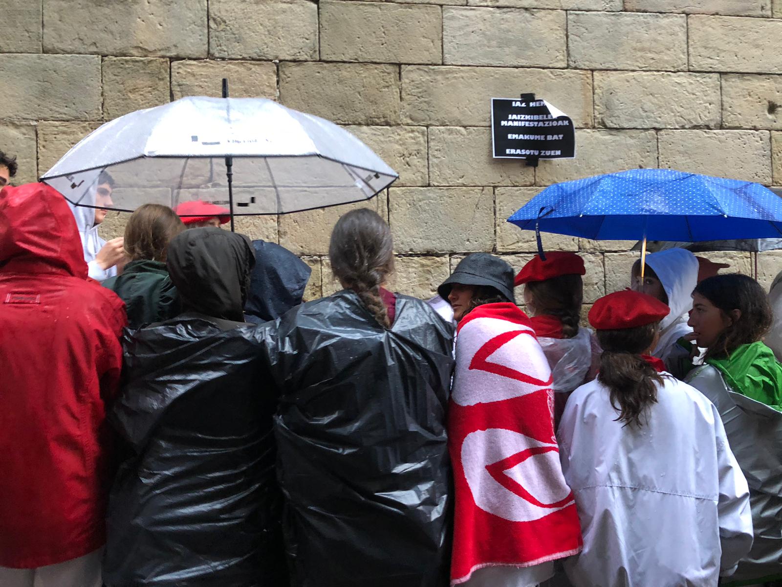 Fotos: La compañía Jaizkibel desfila sin incidentes