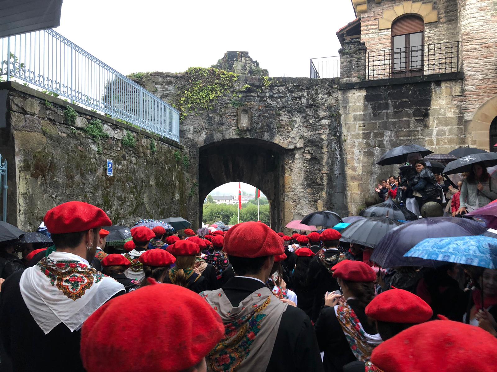 Fotos: La compañía Jaizkibel desfila sin incidentes