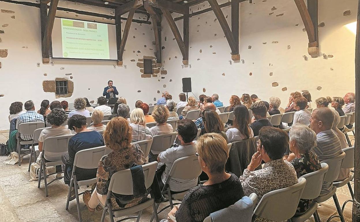 Clausura. El neurólogo Pablo Martínez Lage ayer al atardecer en Igartza.