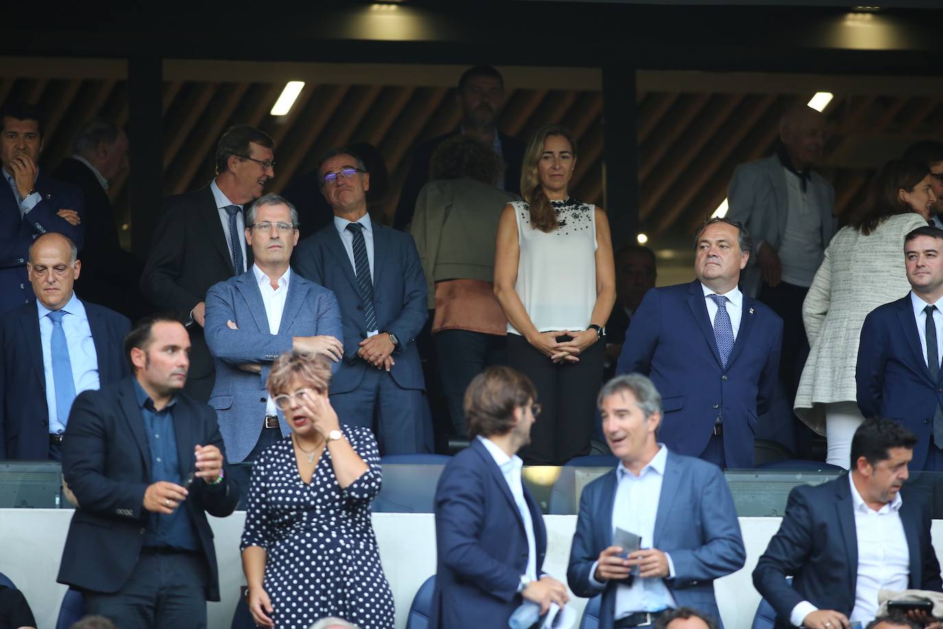 Expectación entre los aficionados de la Real Sociedad por conocer y estrenar el nuevo Reale Arena