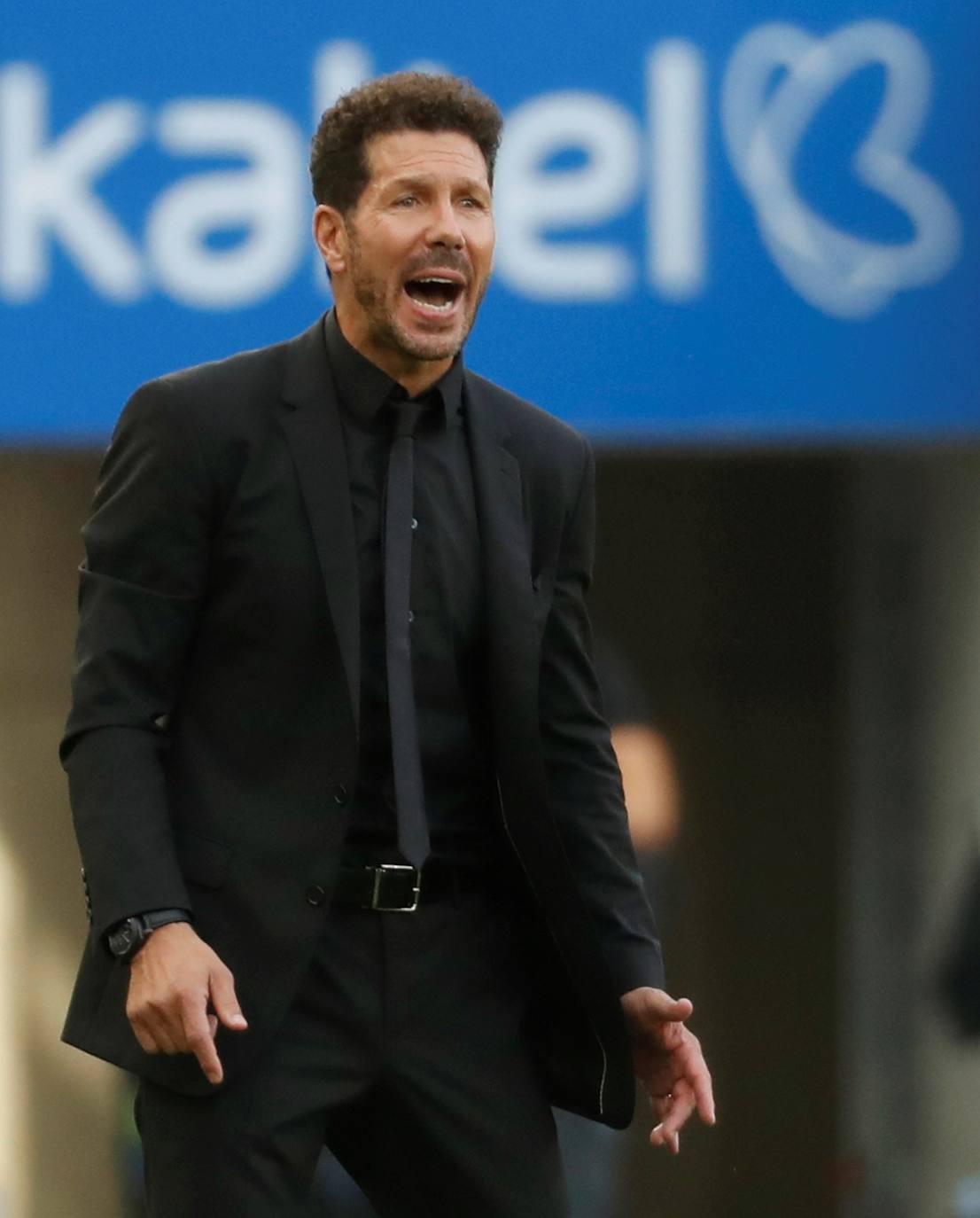 Gran ambiente en el estreno de la Real esta temporada en Anoeta