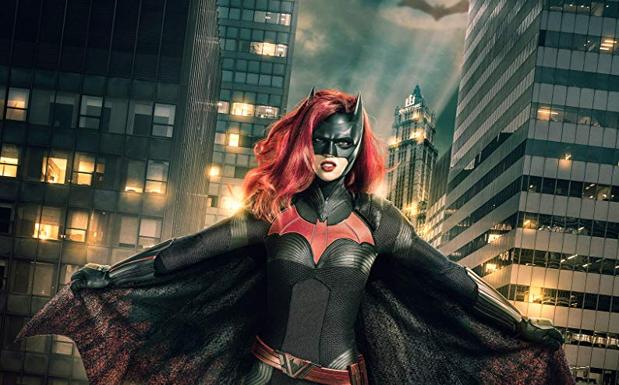 Cartel de 'Batwoman', uno de los estrenos de la temporada.