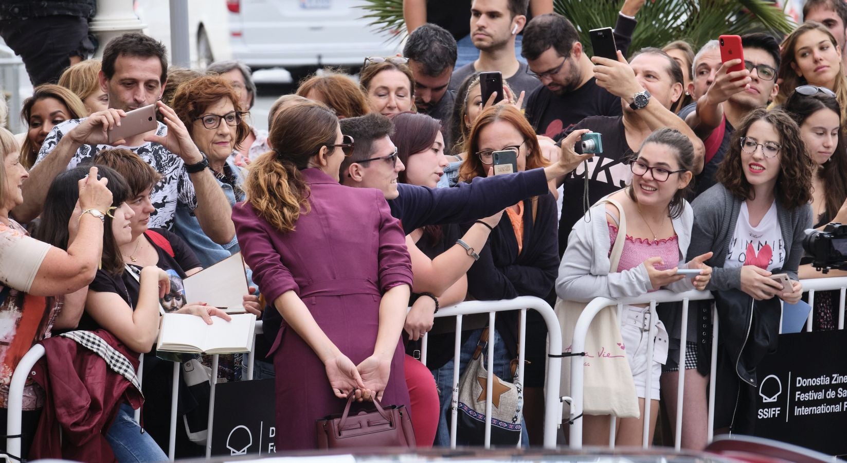 Las primeras estrellas de la 67 edición del Festival de Cine de San Sebastián han comenzado a llegar este jueves