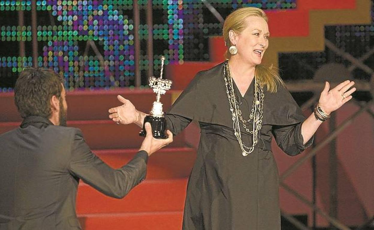 Maryl Streep recibió el Premio Donostia en 2008 en el Kuraal.