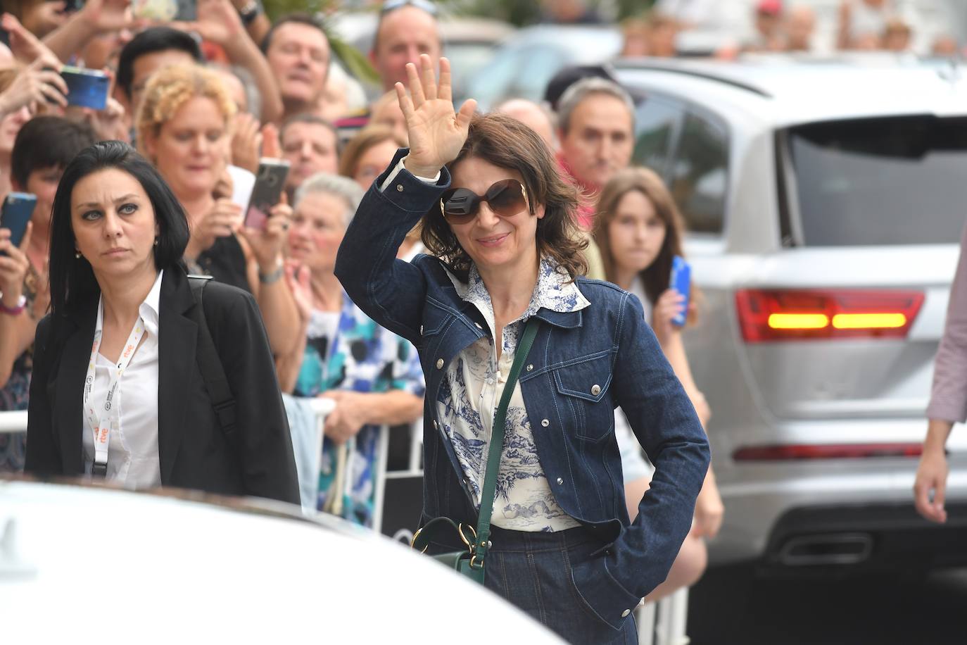 Juliette Binoche a su llegada a Donostia.