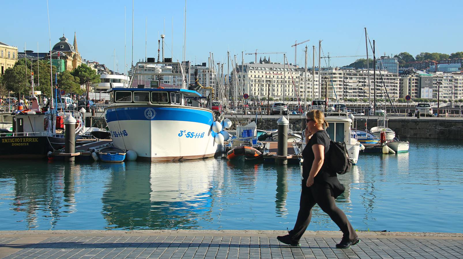 Las condiciones se dejaron sentir en todo el litoral guipuzcoano, y en San Sebastián, como siempre, dejaron momentos espectaculares.