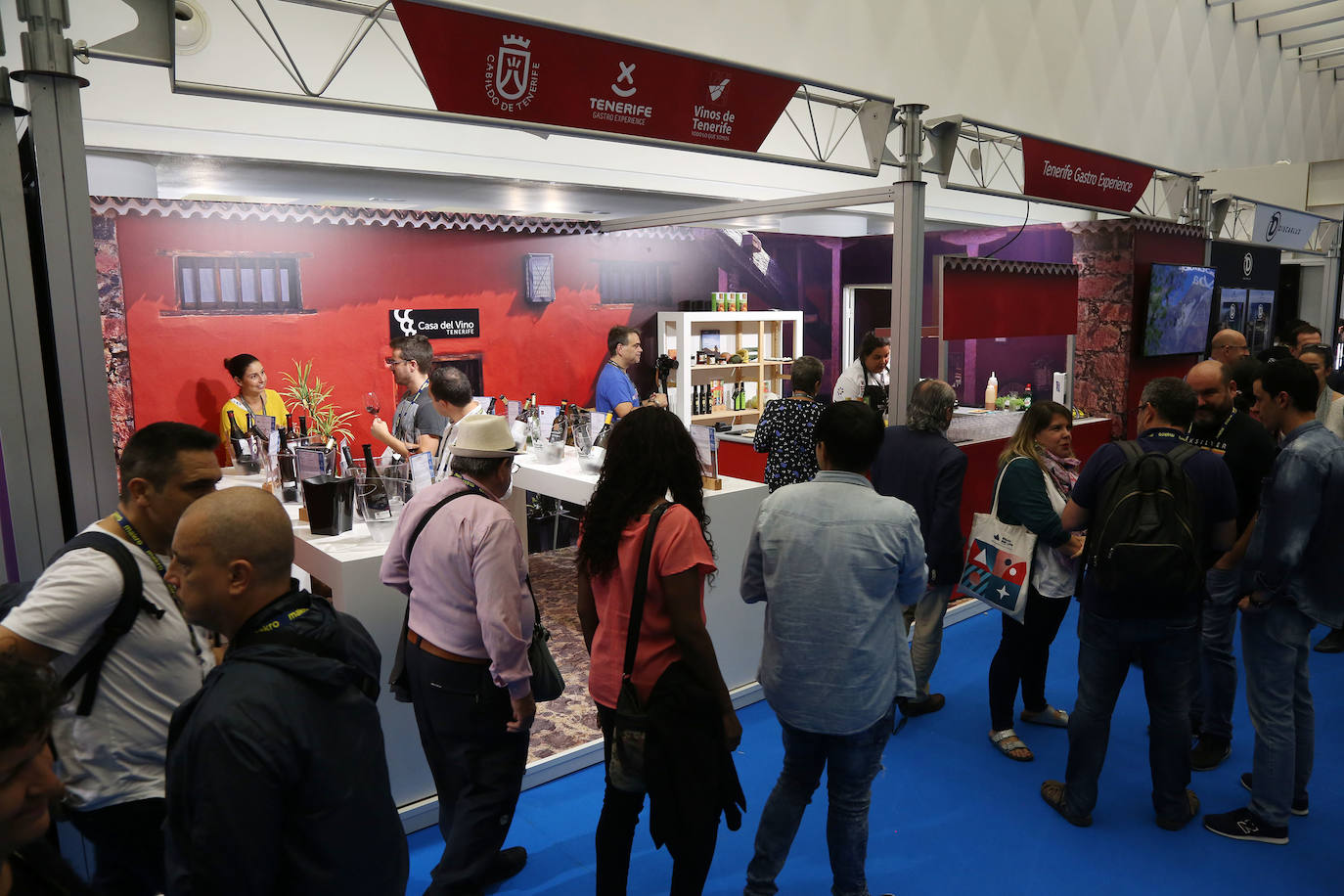 La influencia de Juan Sebastián Elcano en la tradición de la parrilla de Getaria, las palabras de Joan Roca, del tres estrellas Michelin El Celler de Can Roca (Girona), los hongos marinos descubiertos por el triestrellado Ángel León (Aponiente) o la reinvención de la tradición colombiana a cargo de Leonor Espinosa han destacado este martes en la segunda jornada de San Sebastian Gastronomika