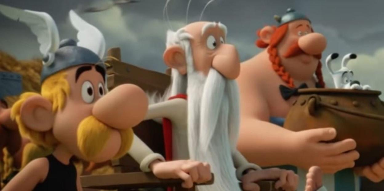 Asterix, Panoramix y Obelix en su aventura cinematográfica.