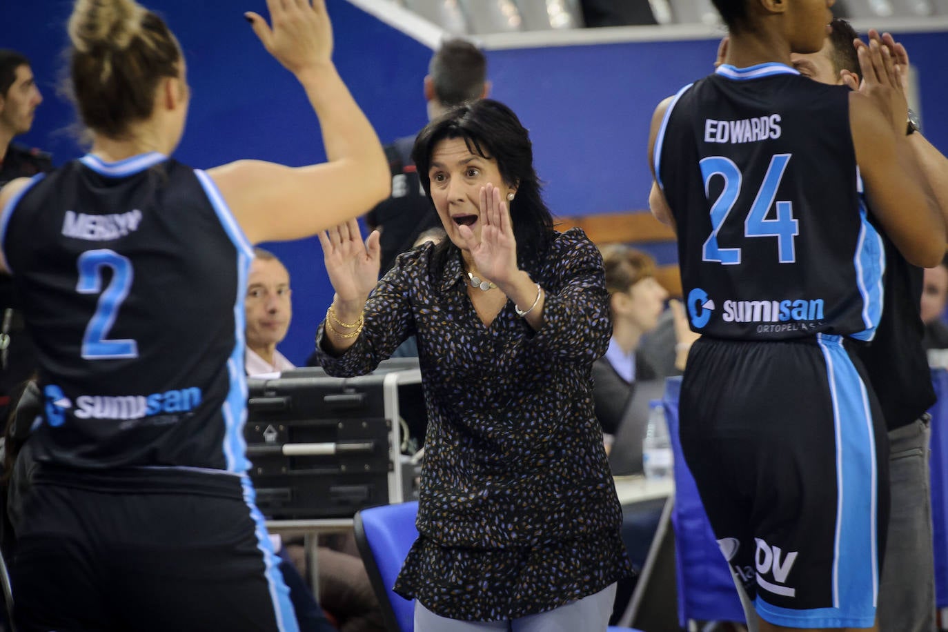 El campeón de Liga, el Girona, no da opción al IDK Gipuzkoa, que sigue sin estrenarse. Perdió este miércoles 45-67 en el Gasca.