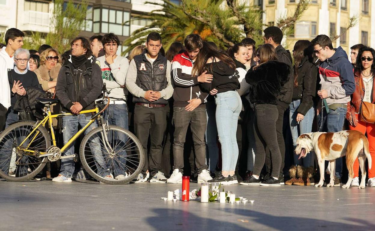 Concentración por la muerte de Santi Coca celebrada el pasado mes de abril. 