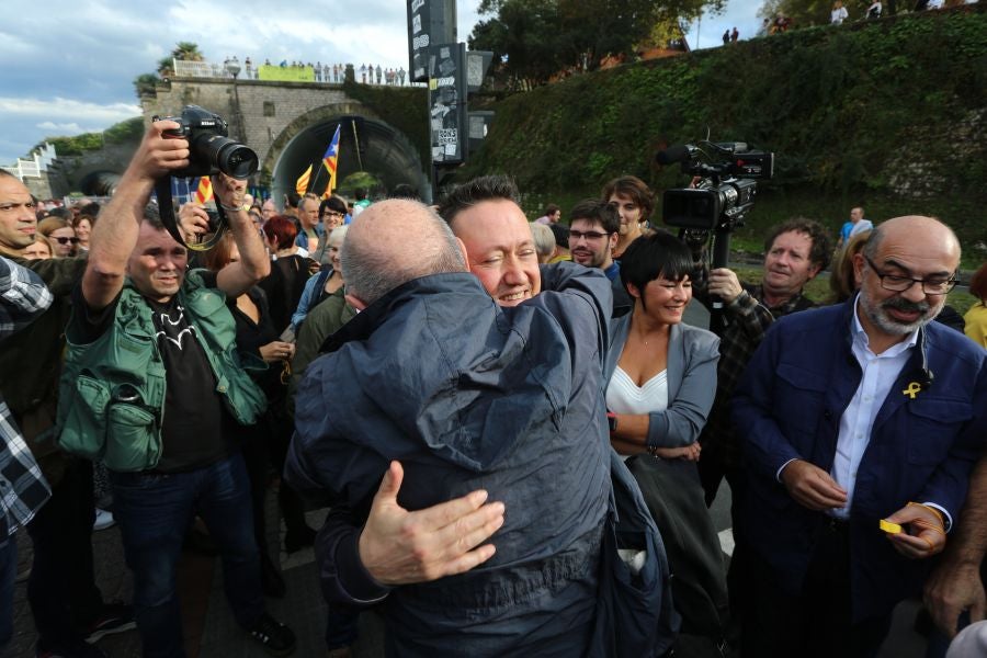 Fotos: Arranca en Donostia la manifestación de Gure Esku en favor de los condenados del procés