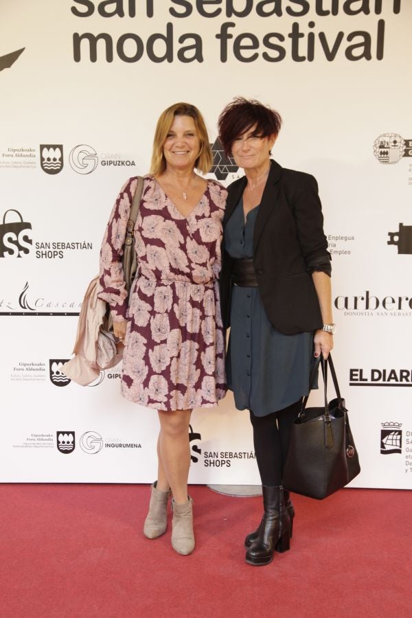 Este sábado, por la mañana, el Museo San Telmo acoge los quince desfiles de diseñadores guipuzcoanos y comercios multimarca: Mosquito Blue, Molupita, O`Farril, La Romantique, Telarista Urbana, Maider Alzaga, Luhei, Testone Hojas, Laia Varela, Davidi Dú, Anhelo, Sastrería Aldabaldetreku, Inge Zubeldia. 