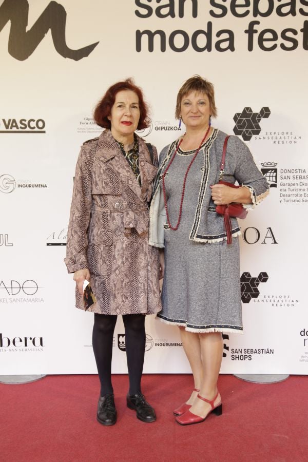 Este sábado, por la mañana, el Museo San Telmo acoge los quince desfiles de diseñadores guipuzcoanos y comercios multimarca: Mosquito Blue, Molupita, O`Farril, La Romantique, Telarista Urbana, Maider Alzaga, Luhei, Testone Hojas, Laia Varela, Davidi Dú, Anhelo, Sastrería Aldabaldetreku, Inge Zubeldia. 