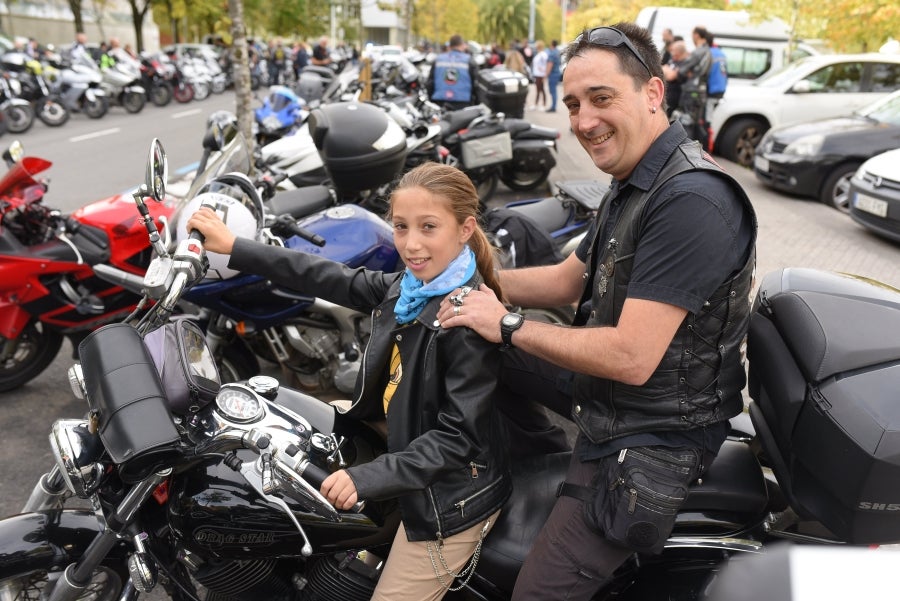 Fotos: Decenas de moteros protestan contra el mal estado de las carreteras