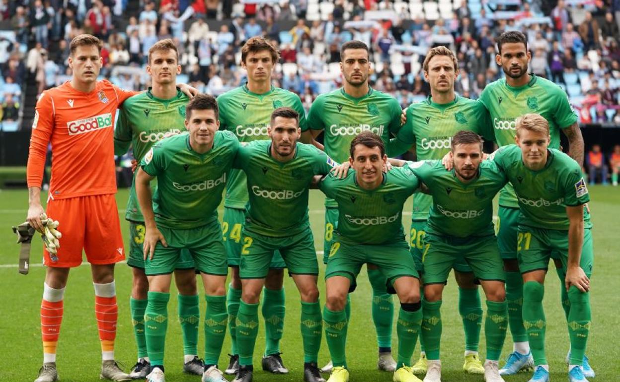 Once inicial de la Real Sociedad en Balaídos. 