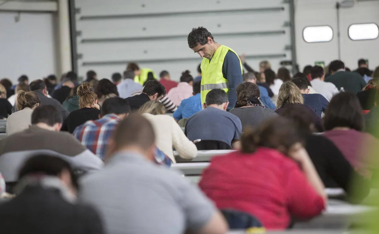 El Gobierno Vasco anuncia una OPE de 1.026 plazas para la Administración General de Euskadi