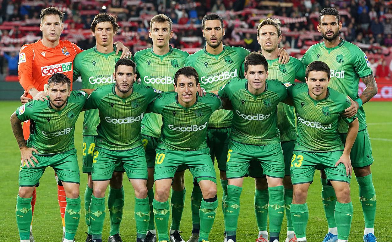 Once que saltó al campo ante el Granada.