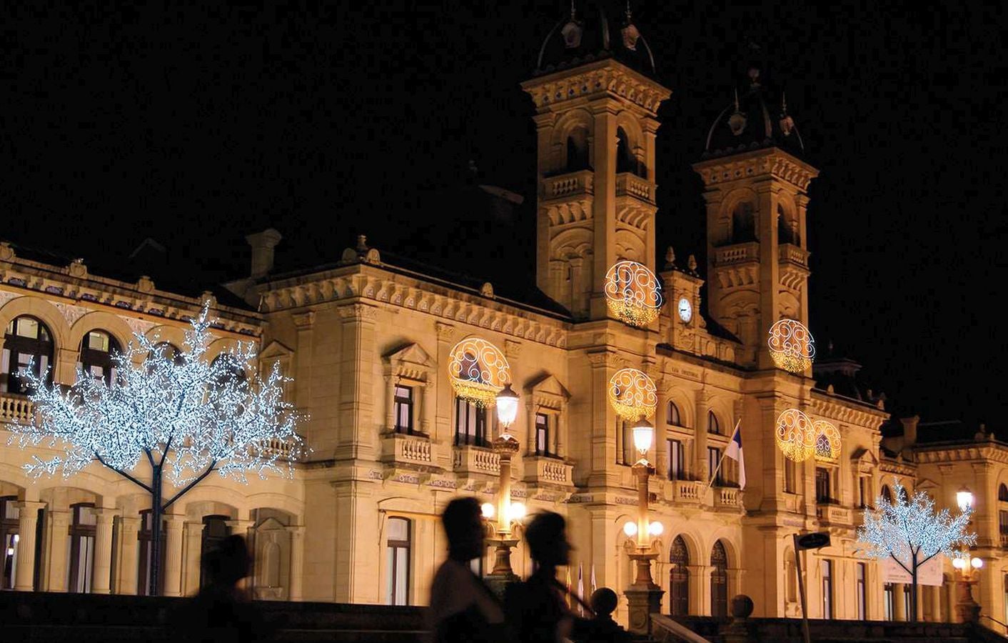 Iluminación de la fachada del Ayuntamiento 