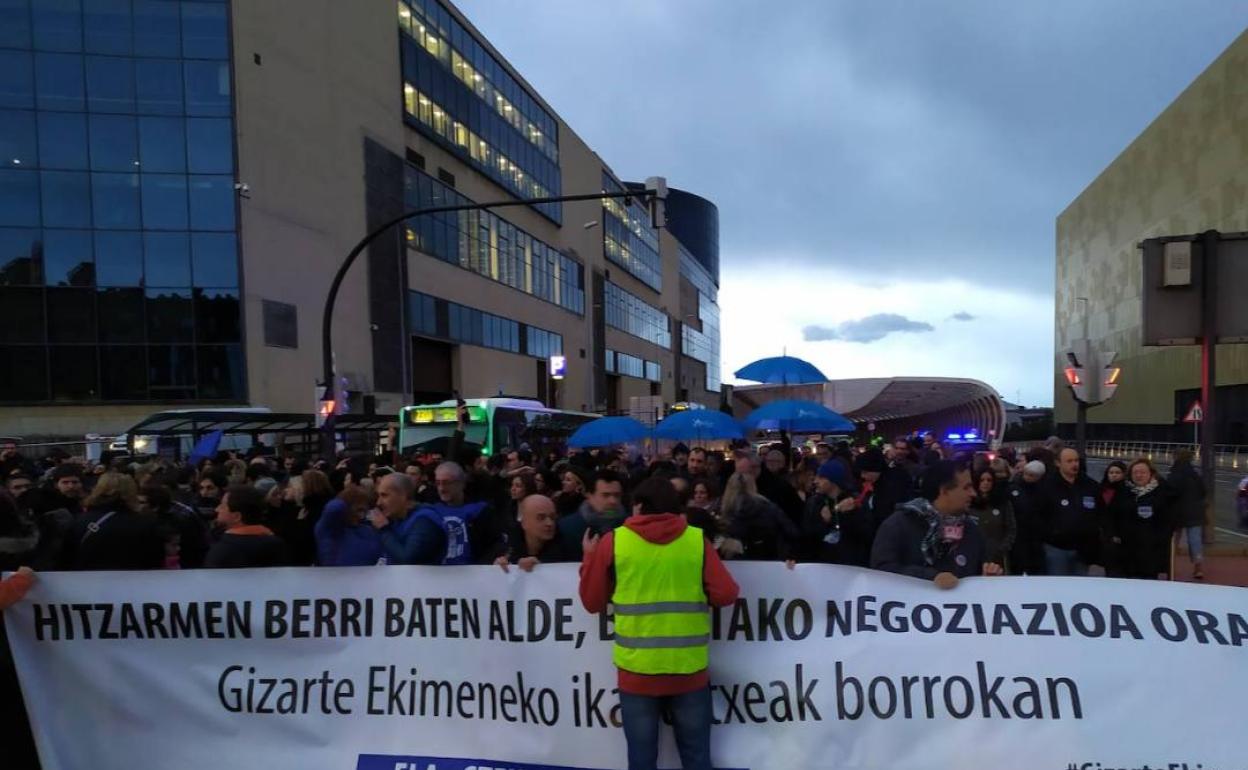 La manifestación ha partido de San Mamés. 