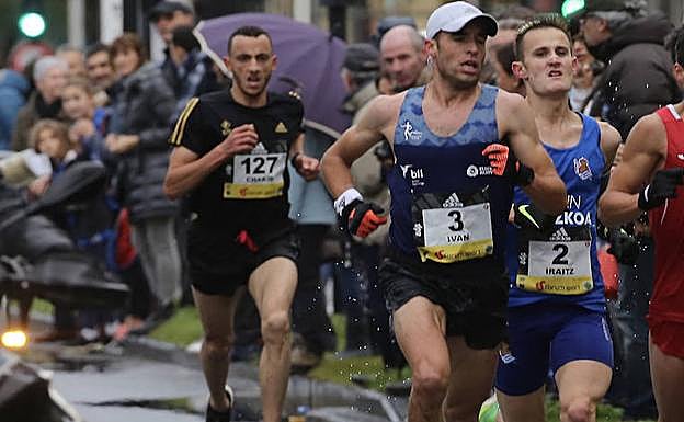 Chakib Lachgar, ganador de la Behobia San Sebastián: «Estoy muy contento con la victoria»