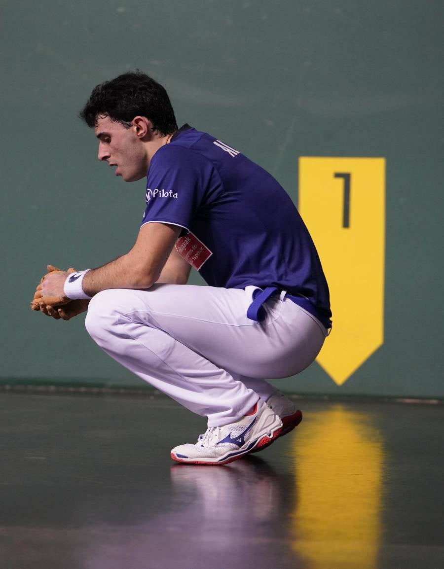 El navarro ha derrotado 22-16 a Altuna III en una final muy emocionante disputada en el Navarra Arena. 