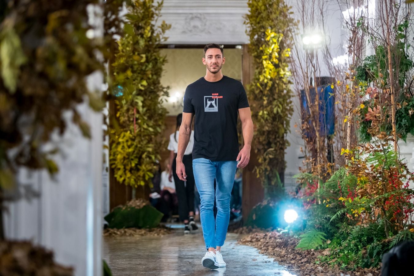 El desfile que tuvo lugar en el Palacio de Miramar abre la Semana de Prevención de Residuos de Gipuzkoa.