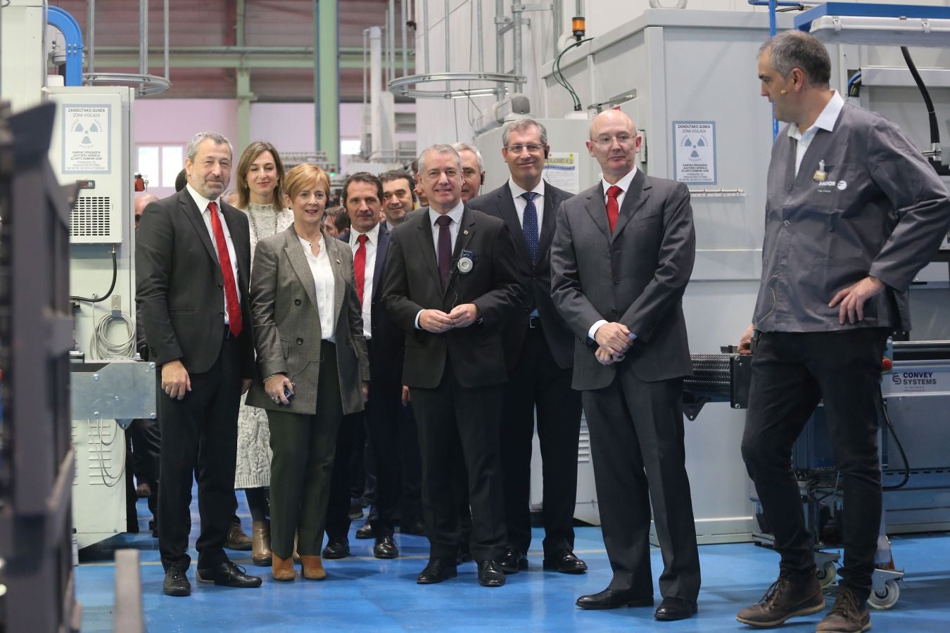 Fagor Ederlan estrena una nueva planta ubicada en Bergara y dedicada a la inyección de aluminio a baja presión. El grupo cooperativo ha invertido 55 millones de euros en esta nueva infraestructura