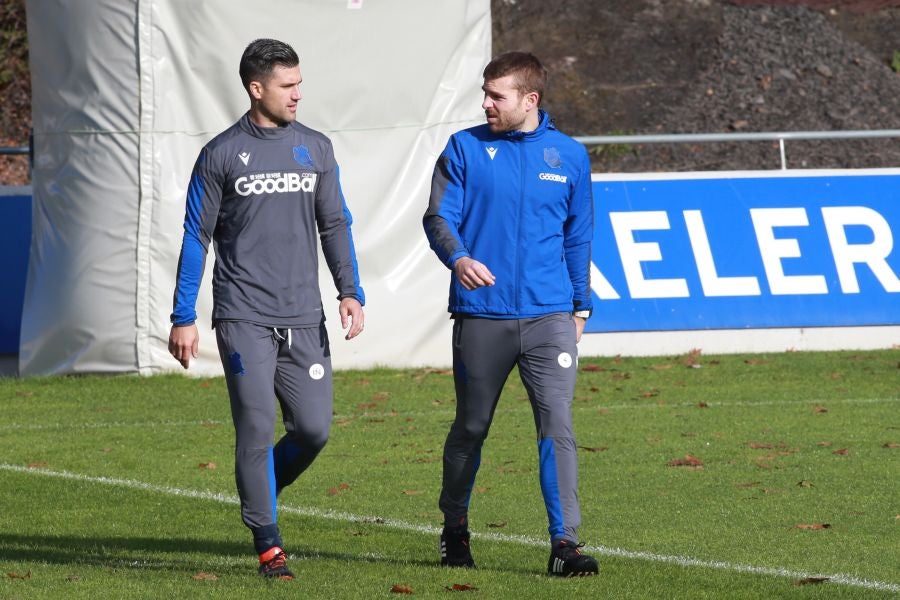 El noruego, con el tobillo derecho tocado, ha trabajado con y sin balón bajo la supervisión de uno de los preparadores físicos.