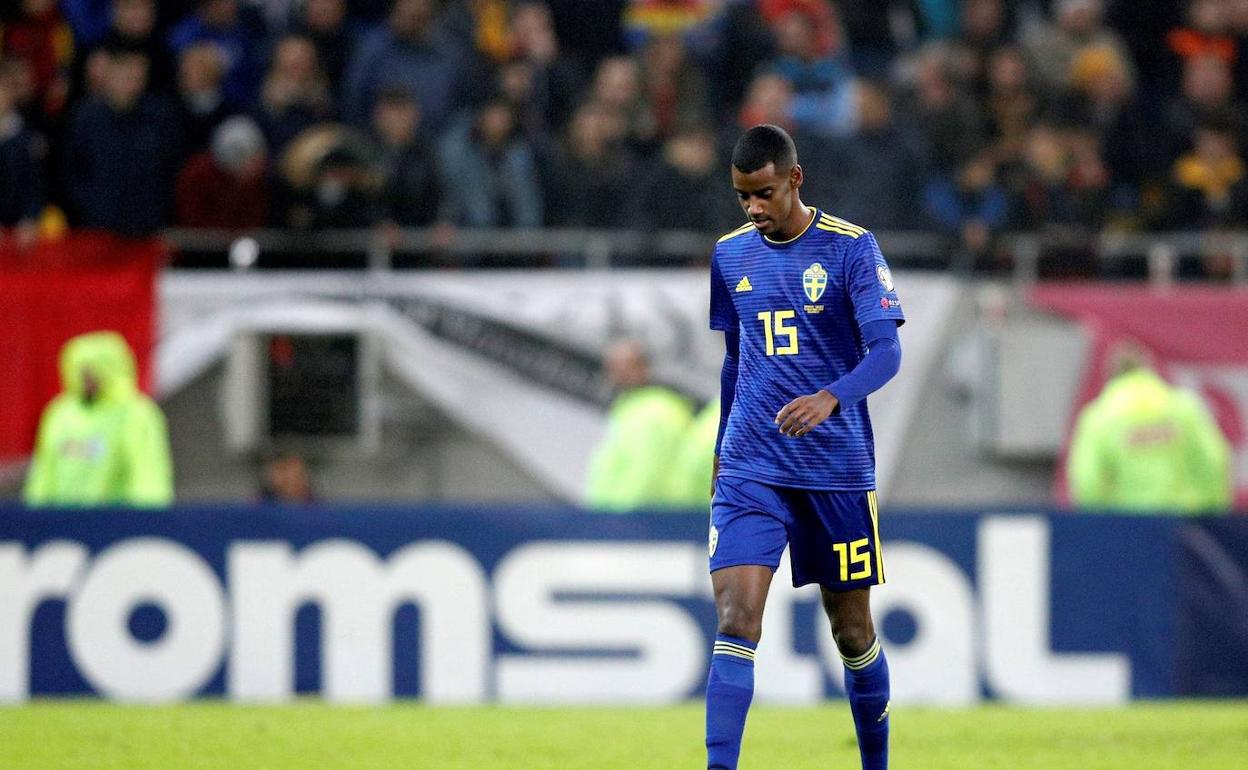 Real Sociedad: Isak agradece los mensajes de apoyo tras los cánticos racistas y se confiesa «feliz»