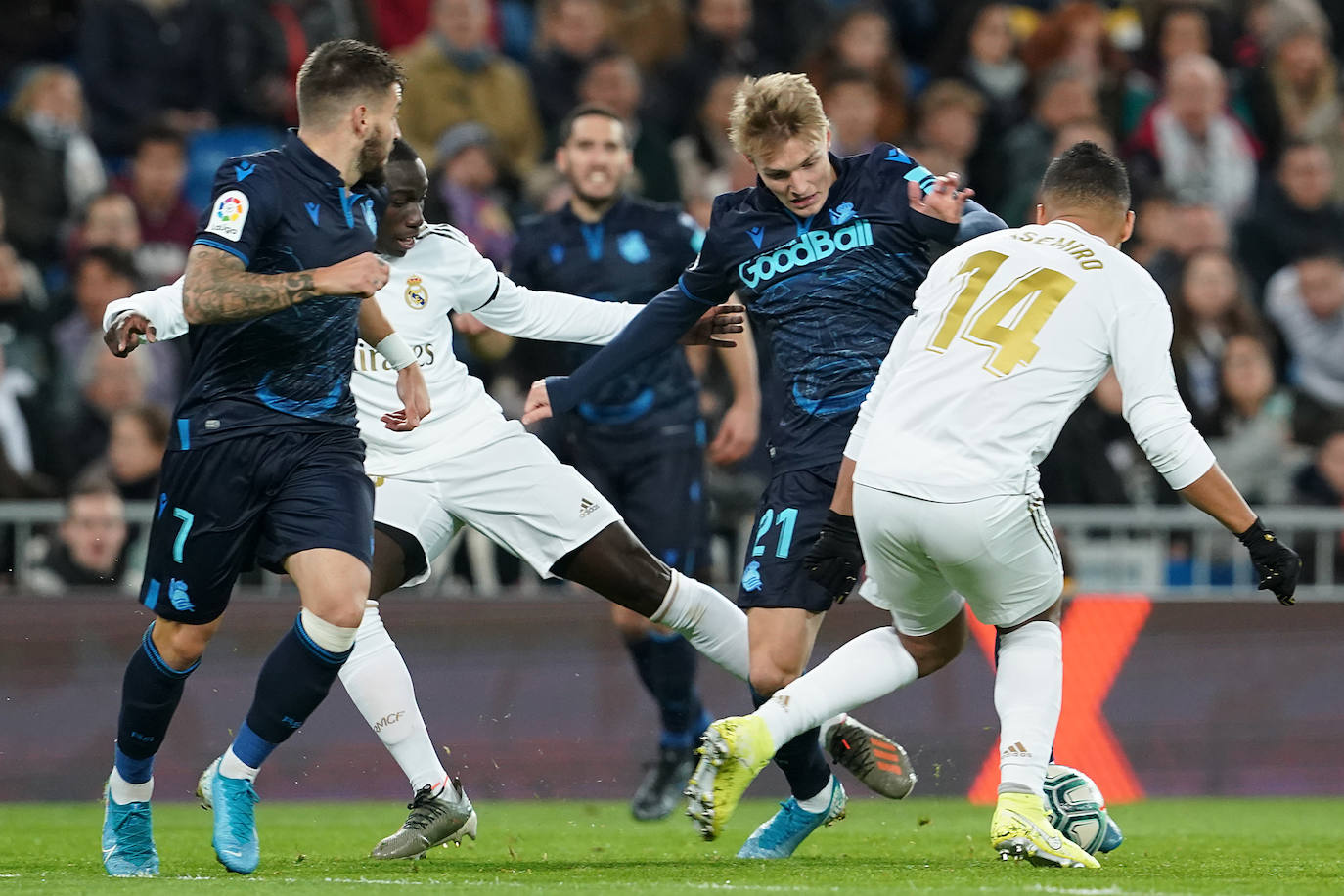Las imágenes más destacadas del Real Madrid - Real Sociedad en el Bernabéu. 
