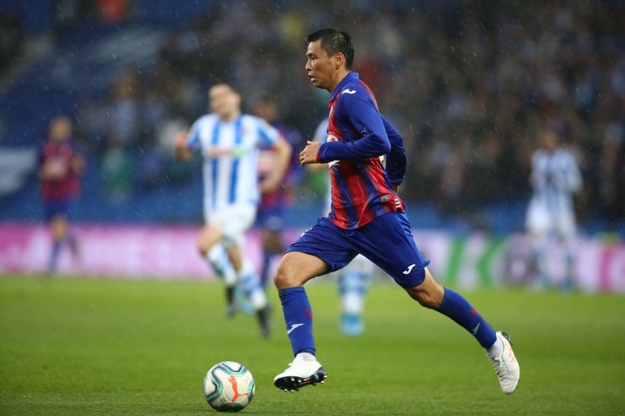 La Real Sociedad vence 4-1 al Eibar en el Reale Arena. 