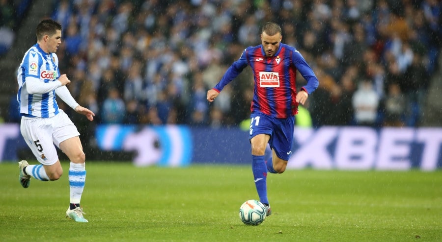 La Real Sociedad vence 4-1 al Eibar en el Reale Arena. 