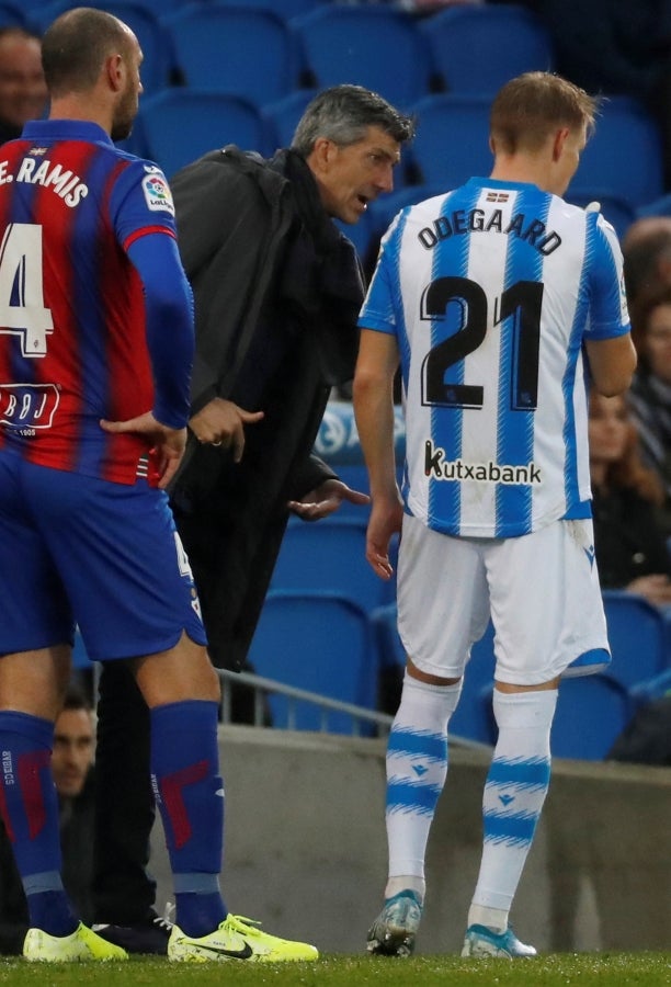 La Real Sociedad vence 4-1 al Eibar en el Reale Arena. 