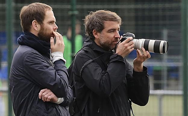 Simen Vågsland Gonsholt y David Torch, ayer en Zubieta. 