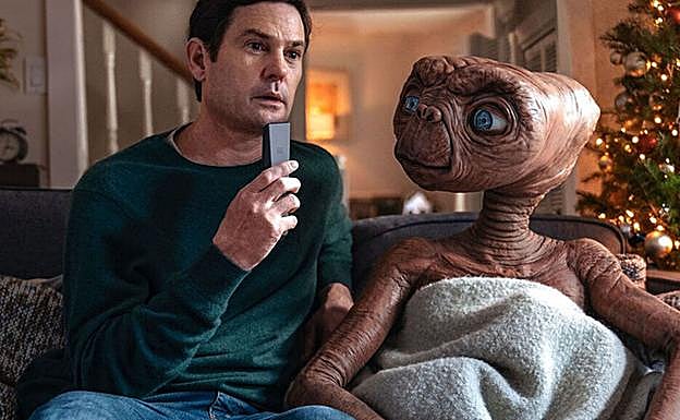 ET y Elliot se reencuentran 37 años después
