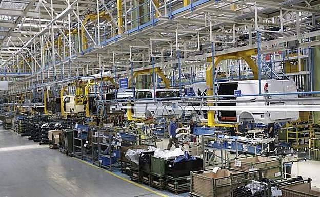 Mercedes cerrará el tercer mejor año de su historia en producción y garantiza el empleo en 2020