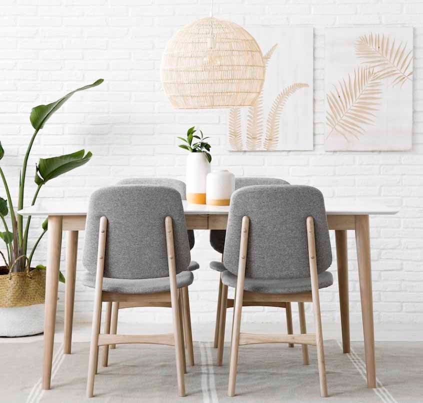 La mezcla de estilos, la utilización de toda la paleta de color; el maridaje sin complejos de materiales tan diversos como el acero, la piedra, el cristal y la madera; el auge de lo sostenible, la presencia de elementos naturales y la reutilización y reubicación de elementos decorativos del propio hogar serán la seña de identidad de un otoño-invierno marcado por las largas extancias en casa debido a la pandemia