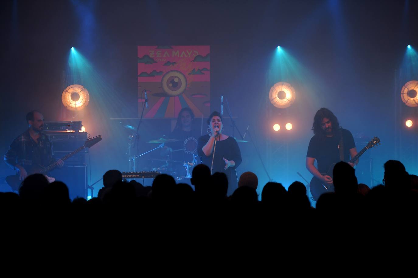 Fotos: Sormena bor-bor, Azokaren bigarren egunean