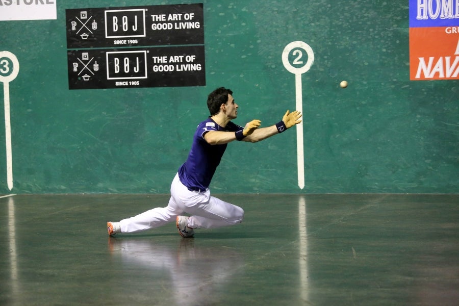 Fotos: Victoria de Altuna III y Ladis Galarza