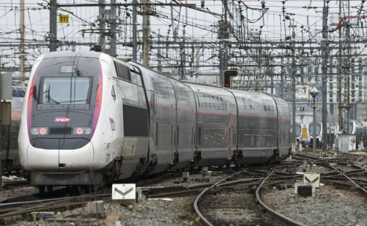 Uno de los trenes de la compañía SNCF con los que ya opera viajes de alta velocidad desde el norte de Italia.