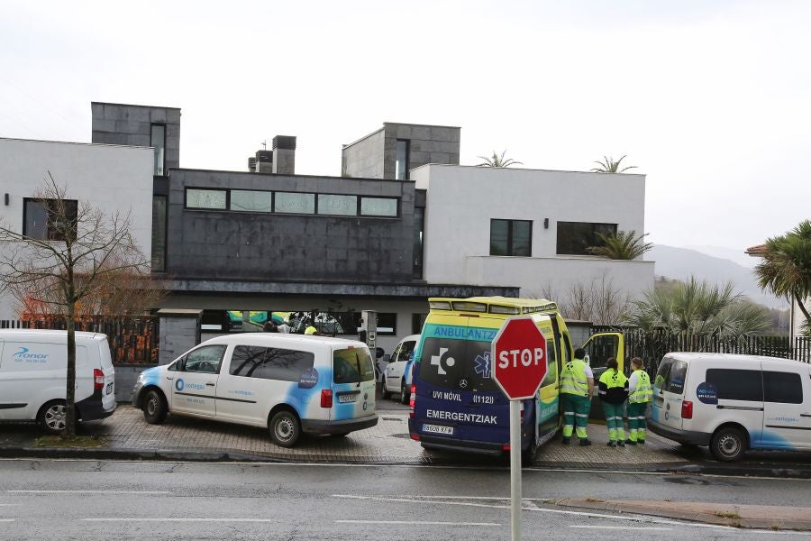 Fotos: Nueve intoxicados por monóxido de carbono emitido por una caldera en Donostia