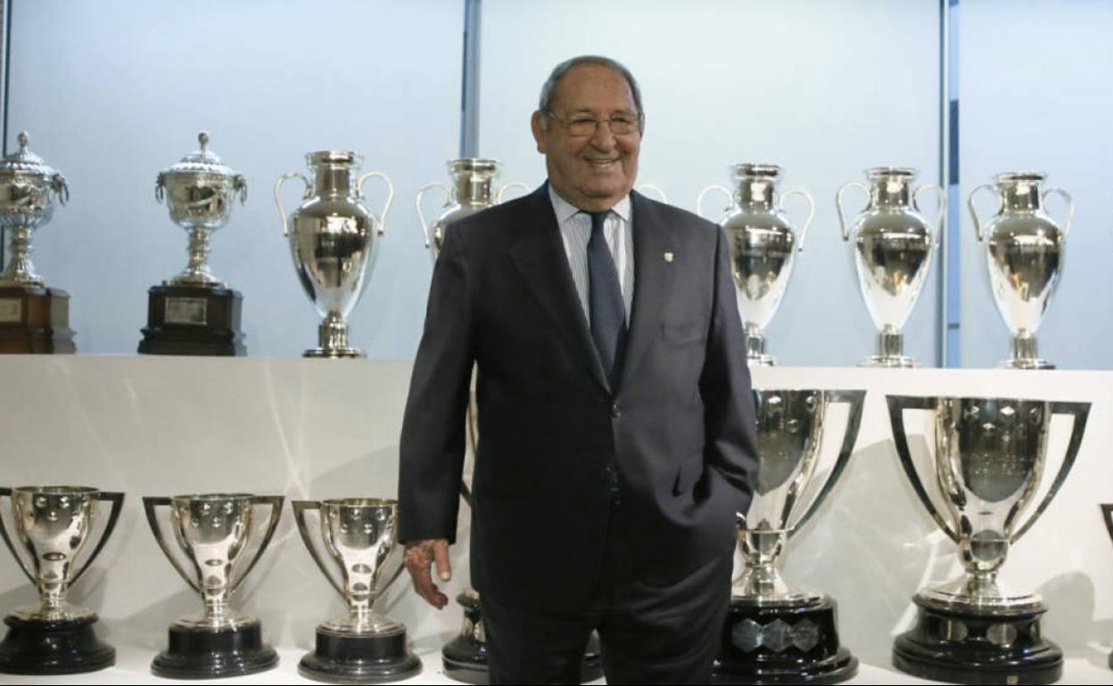 Demanda de paternidad contra el mítico Gento