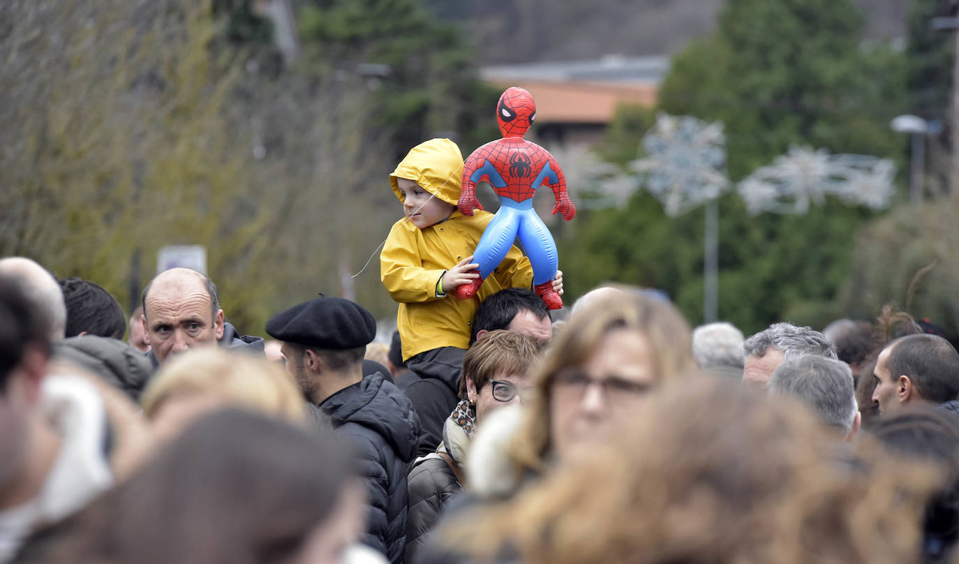 Fotos: Multitudinaria feria de Santa Lucía en Zumarraga y Urretxu