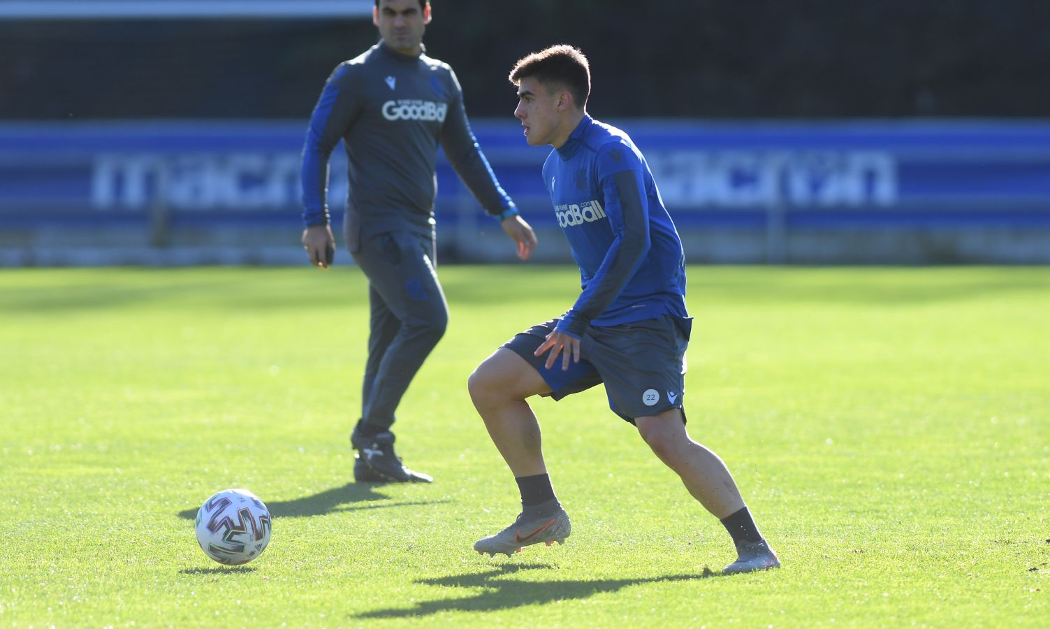En la típica sesión en el José Luis Orbegozo la Real prepara desde ya el torneo del KO.