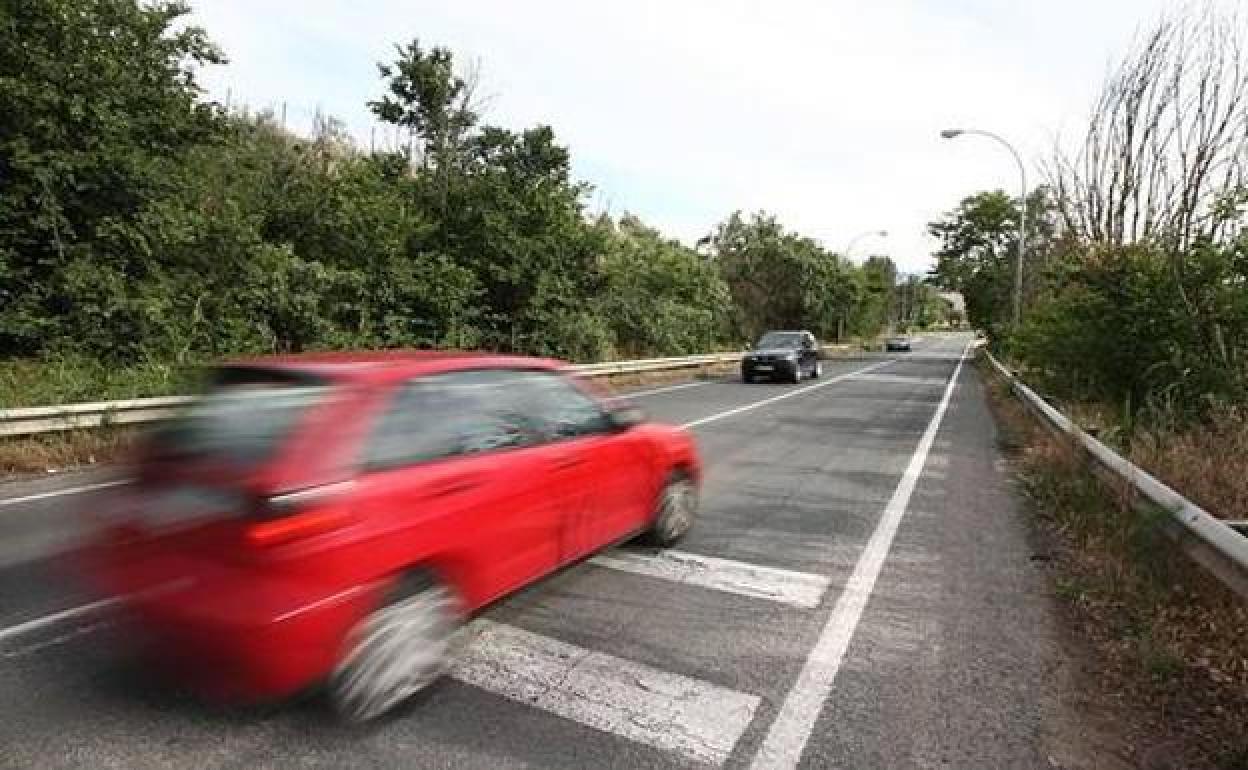 Conducir con viento: trucos y consejos