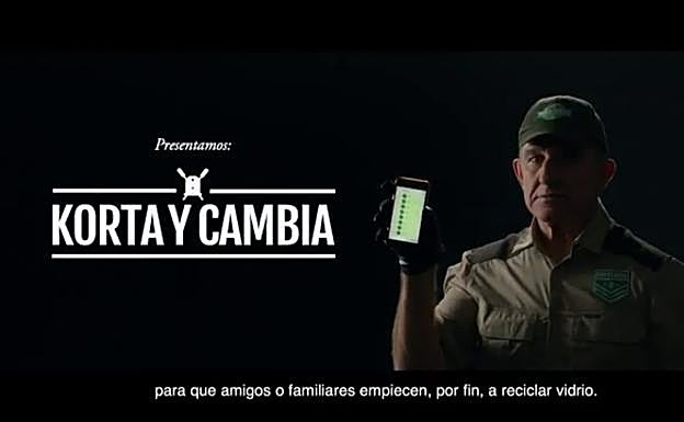 Korta te echará la bronca por WhatsApp si no reciclas el vidrio