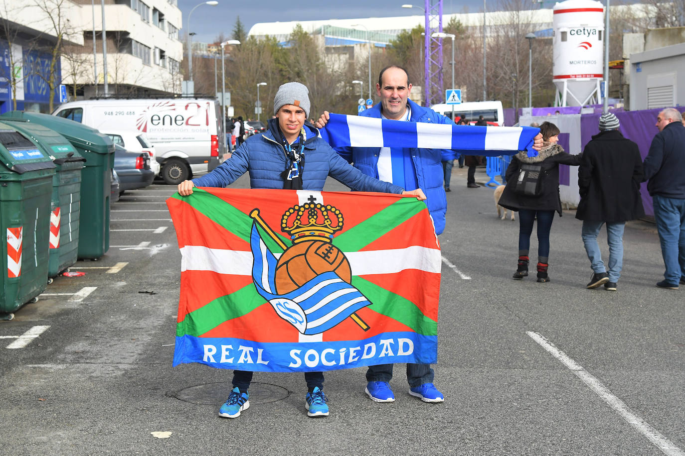 Un buen puñado de aficionados txuri-urdin se desplazaron a Pamplona para ver ganar a la Real Sociedad por 3-4 a Osasuna