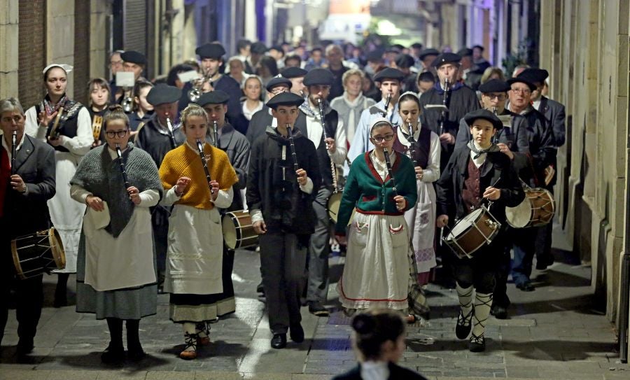 Fotos: Olentzero recorre Errenteria