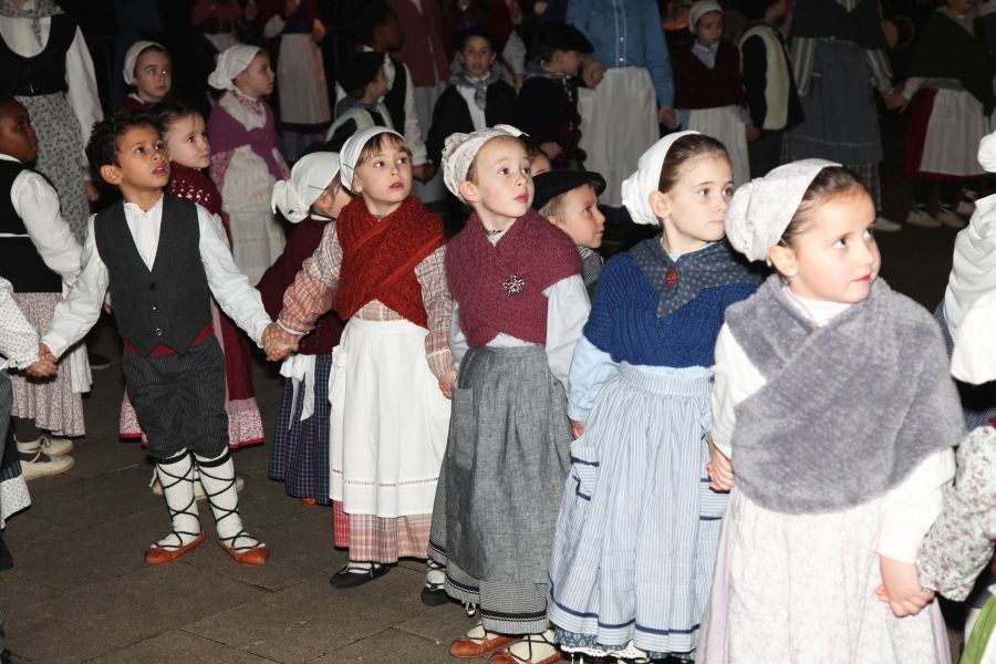 Fotos: Amplia comitiva en Ordizia